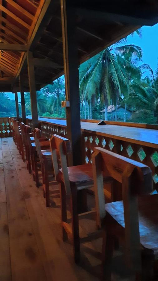 Rumah Nalu Surf Camp Krui Экстерьер фото