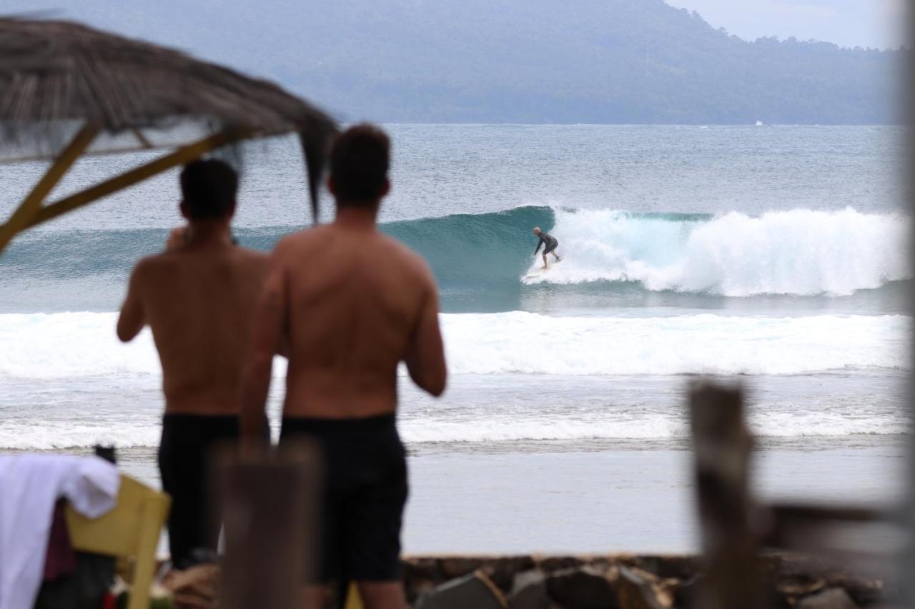 Rumah Nalu Surf Camp Krui Экстерьер фото