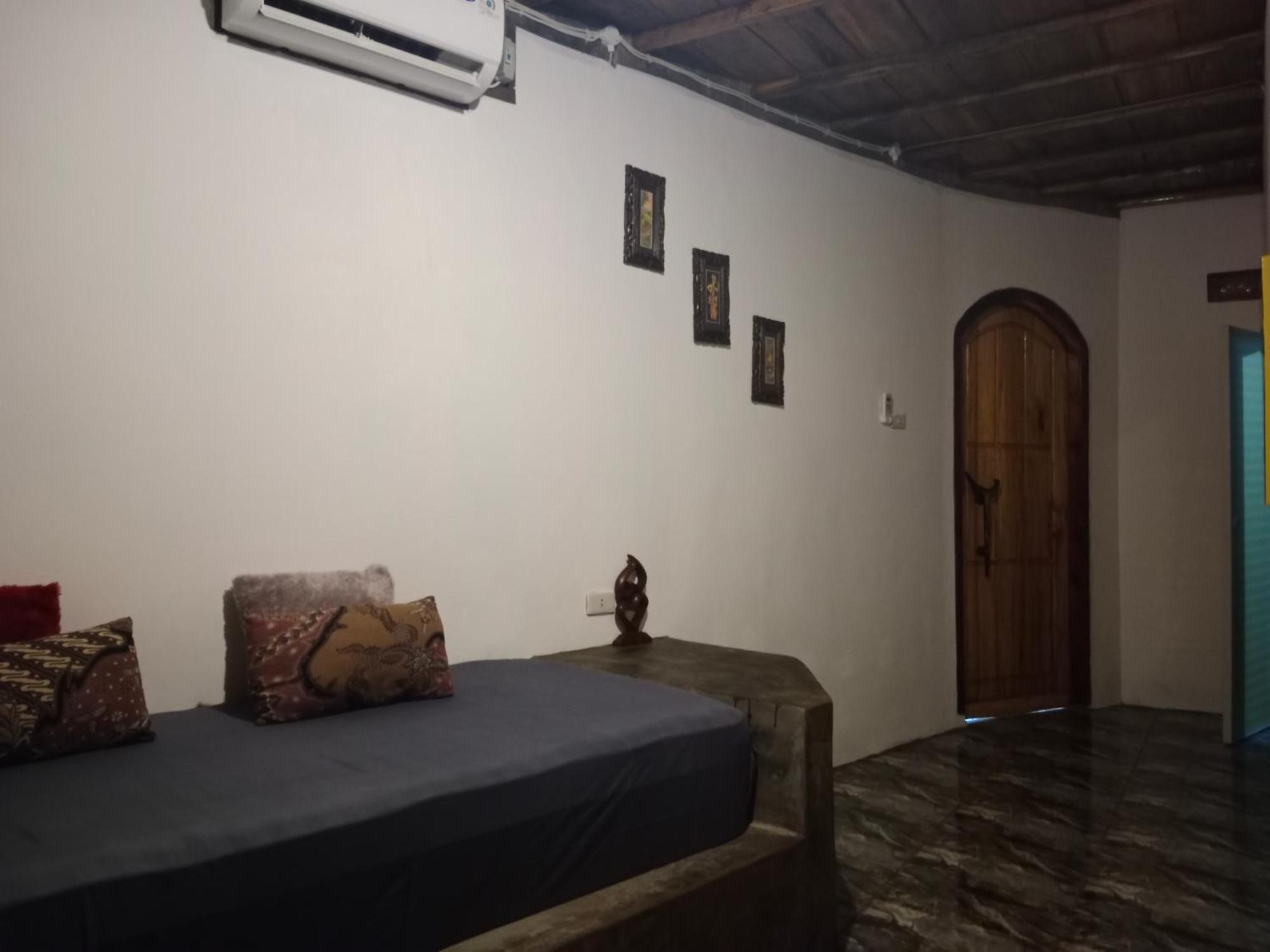 Rumah Nalu Surf Camp Krui Экстерьер фото